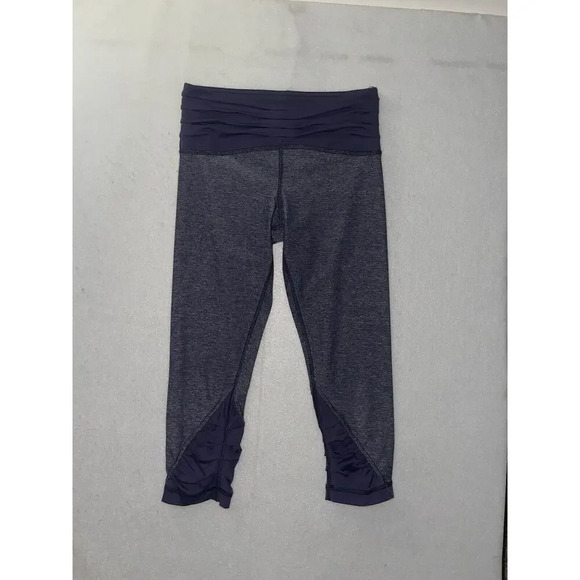 Lululemon Leggings Women’s Size 4 Cadet Blue Heather‎ Crop Embrace Scrunch - Picture 1 of 8